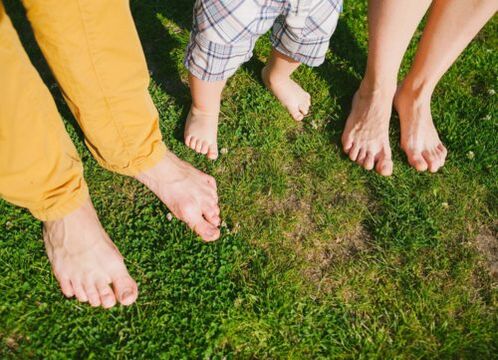 piernas sanas después del tratamiento para hongos en la piel